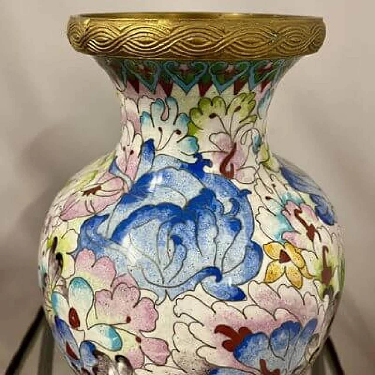 Chinese cloisonné vase with floral decoration, 1960s 3