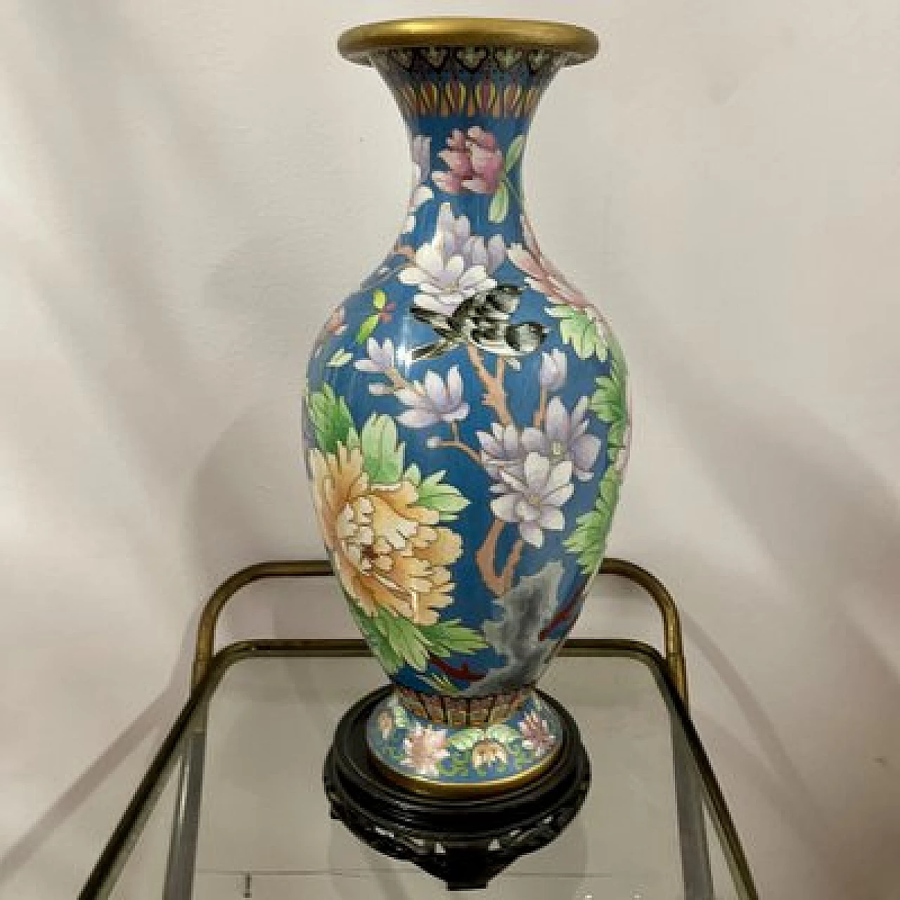 Chinese cloisonné vase with birds and floral decoration, 1960s 2