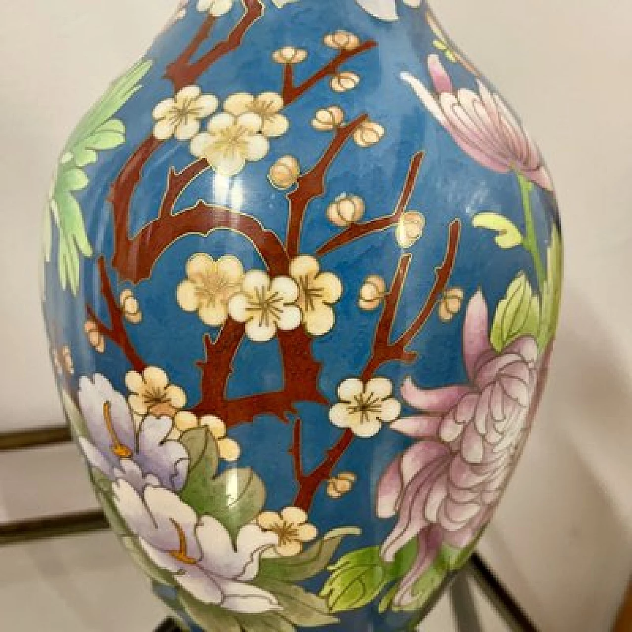Chinese cloisonné vase with birds and floral decoration, 1960s 6