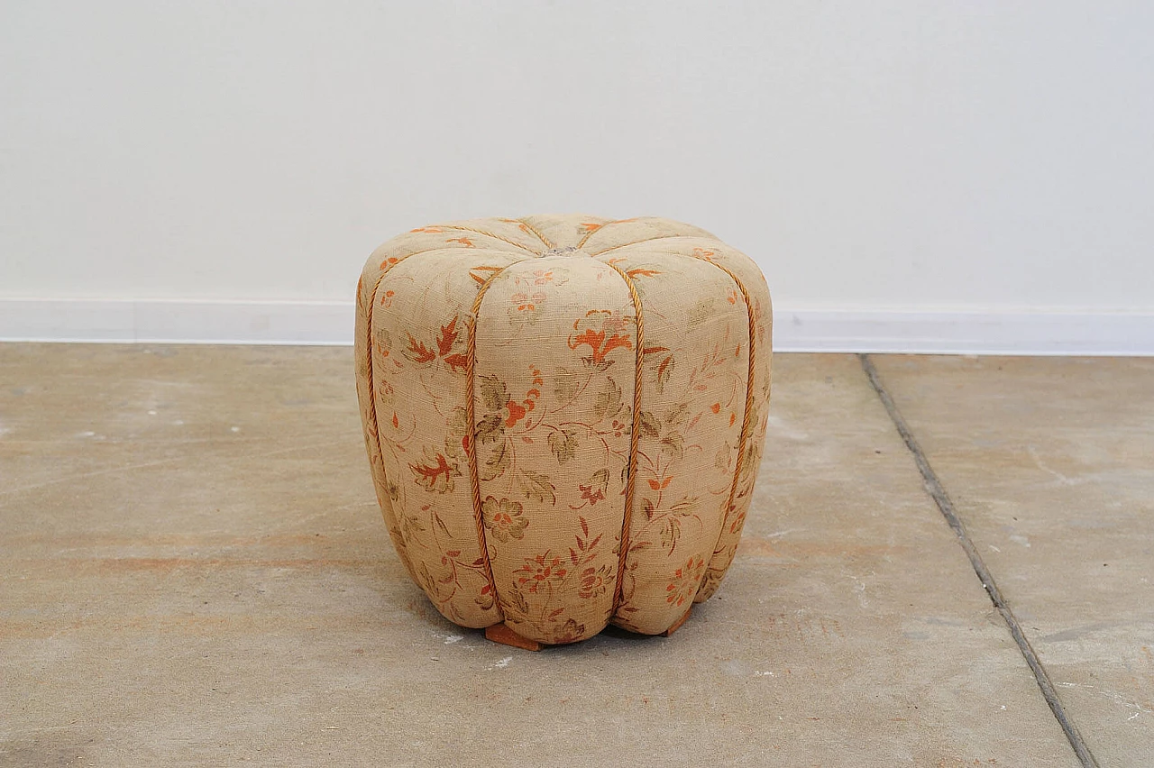 Pouf Art Déco rivestito in tessuto a fantasia di Jindřich Halabala per UP Závody, anni '50 7