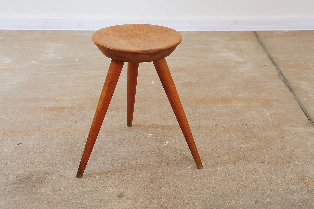 Sgabello a tre gambe in faggio di ULUV, anni '60 5