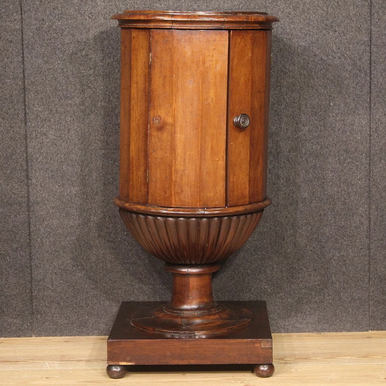 Genoese walnut bedside table with marble top, first half of the 19th century 8