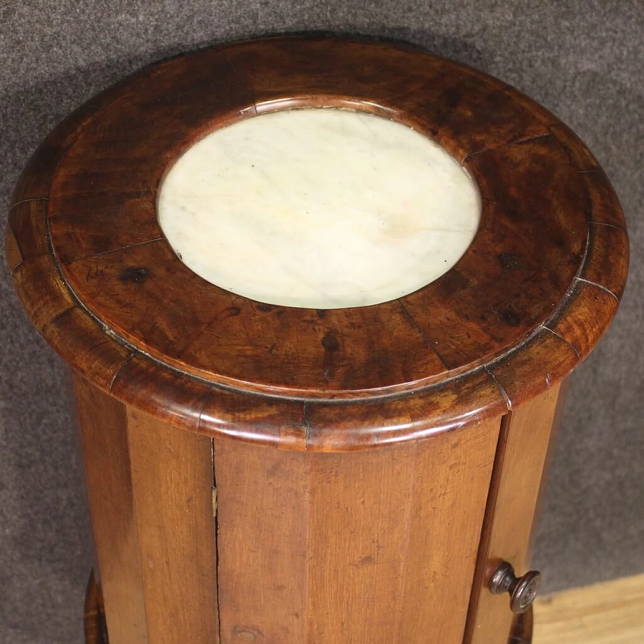 Genoese walnut bedside table with marble top, first half of the 19th century 9