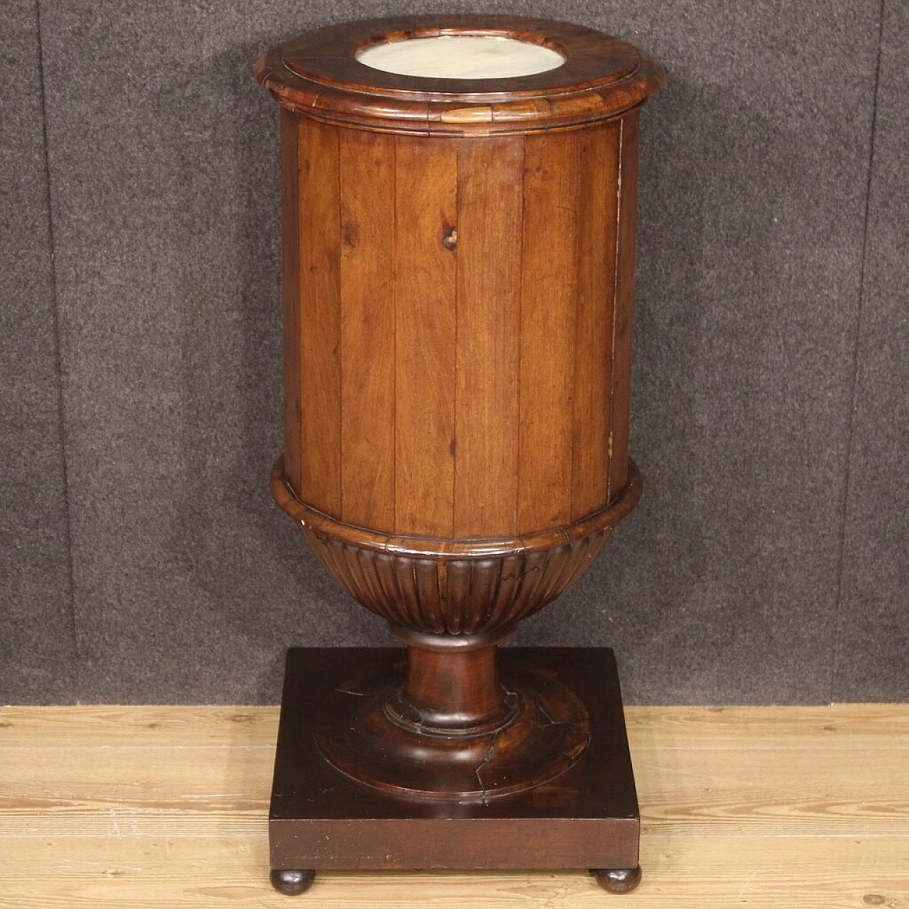 Genoese walnut bedside table with marble top, first half of the 19th century 11