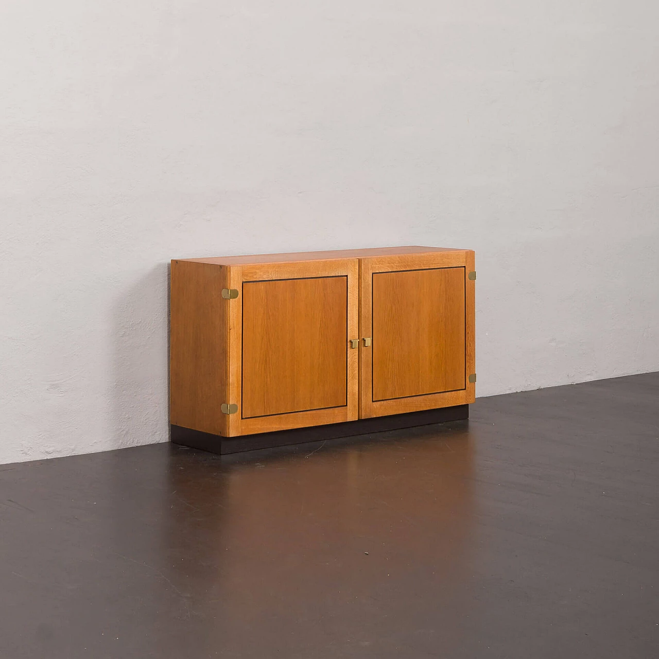 Oak sideboard with brass fittings and black painted details by Hansen & Guldborg, 1970s 3
