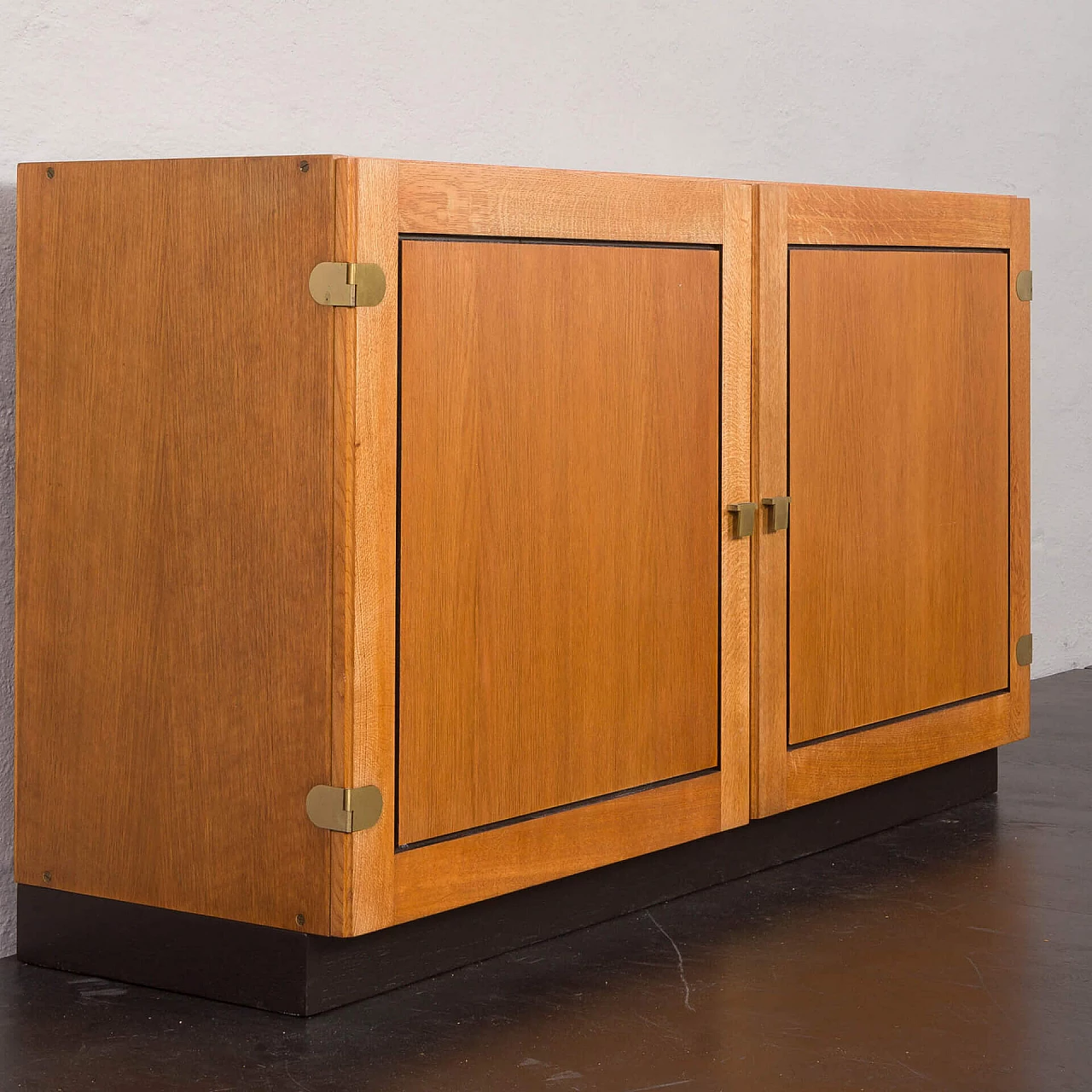 Oak sideboard with brass fittings and black painted details by Hansen & Guldborg, 1970s 9