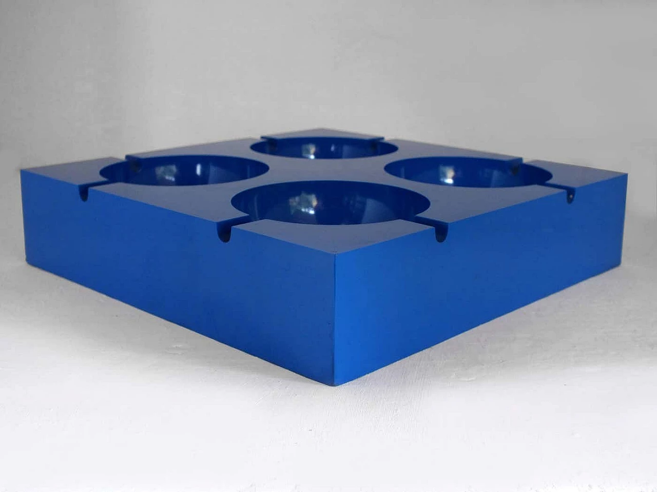 Blue Sampa ashtray by Giorgio Soavi for Olivetti, 1960s 3