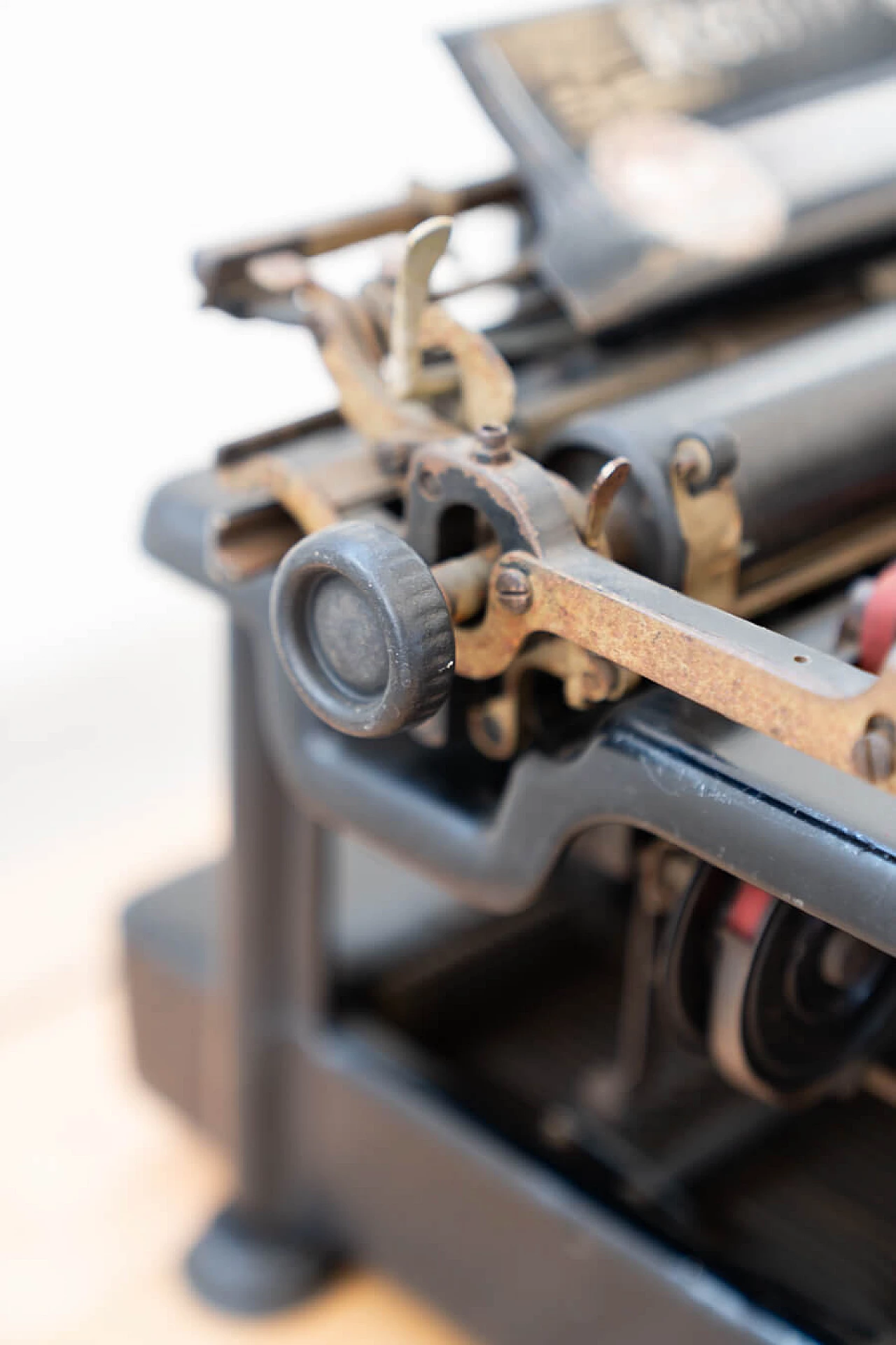 Remington metal typewriter, early 20th century 7
