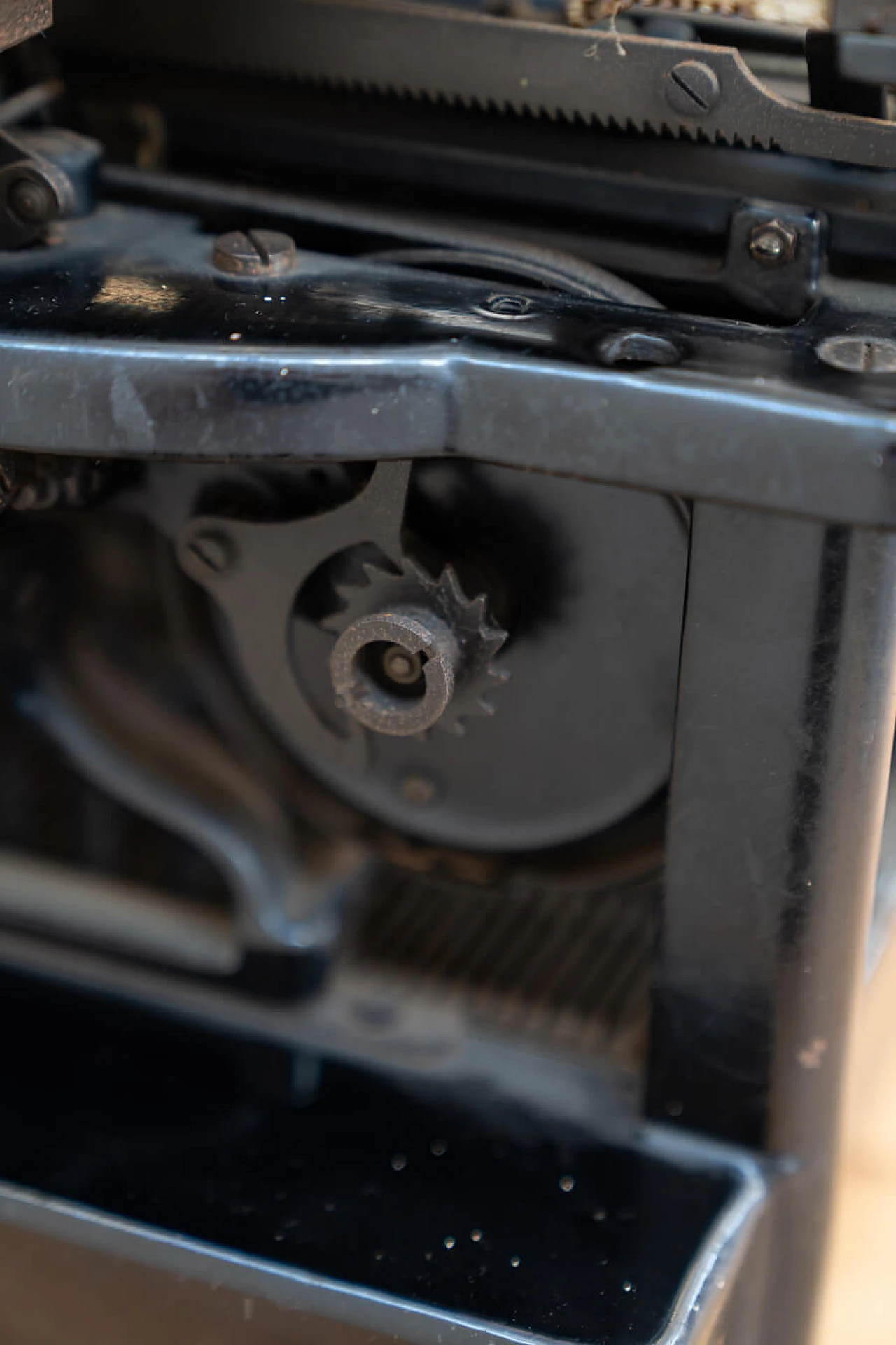 Remington metal typewriter, early 20th century 13
