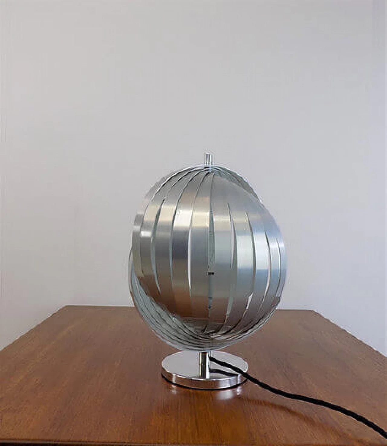 Lampada da tavolo Moon in alluminio di Henri Mathieu, anni '70 5