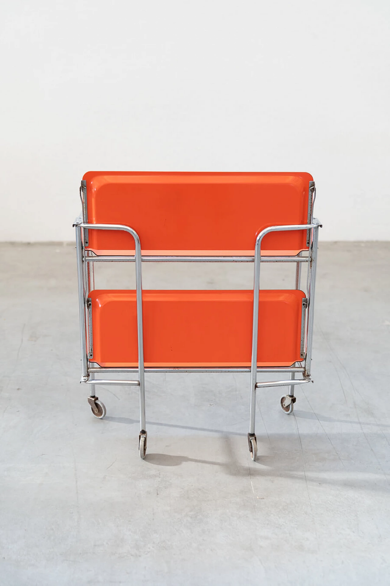 Carrello pieghevole arancione in plastica e metallo, anni '70 1379882