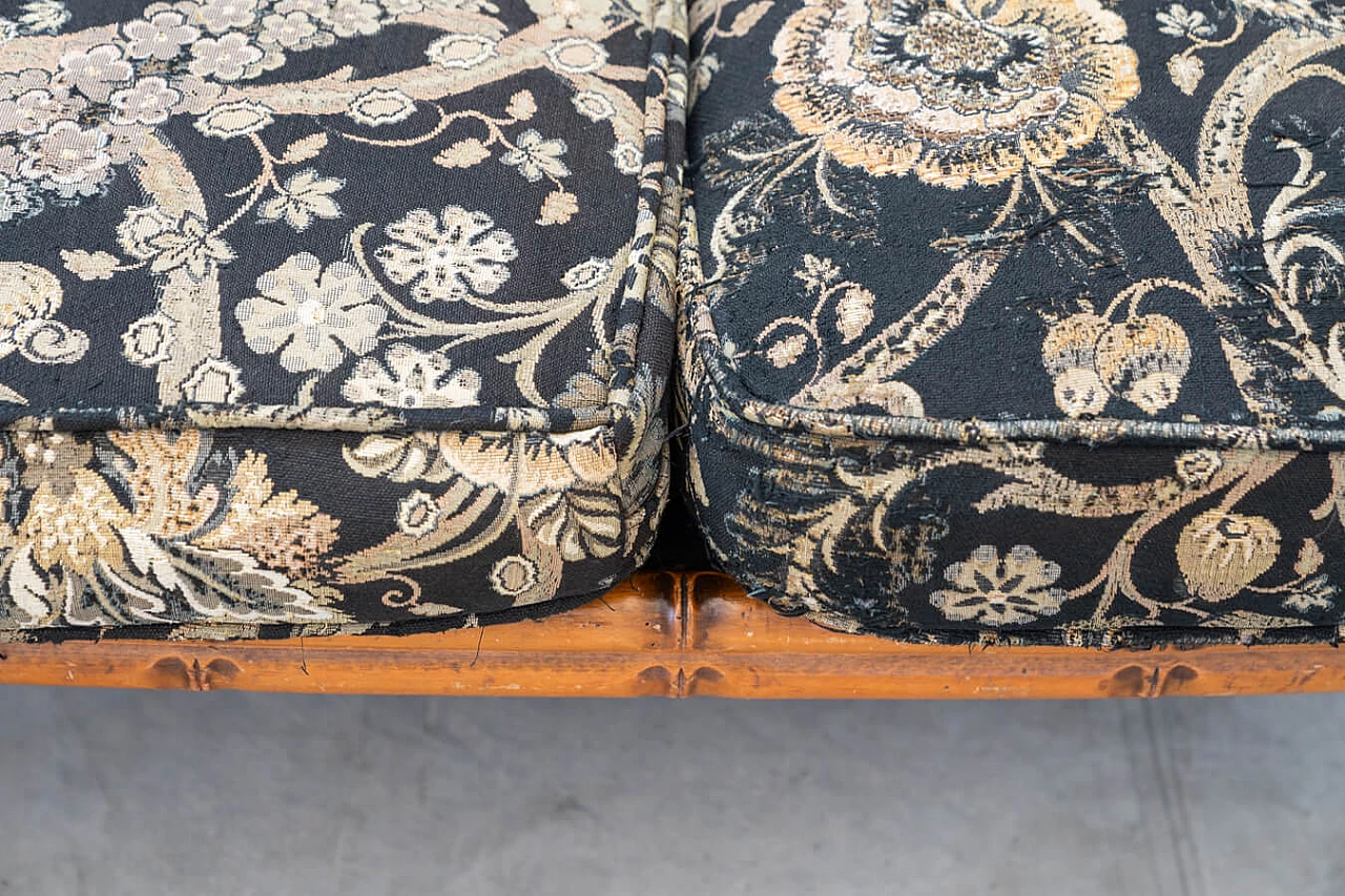 Divano e coppia di poltrone in bambù, vimini e tessuto, anni '80 36