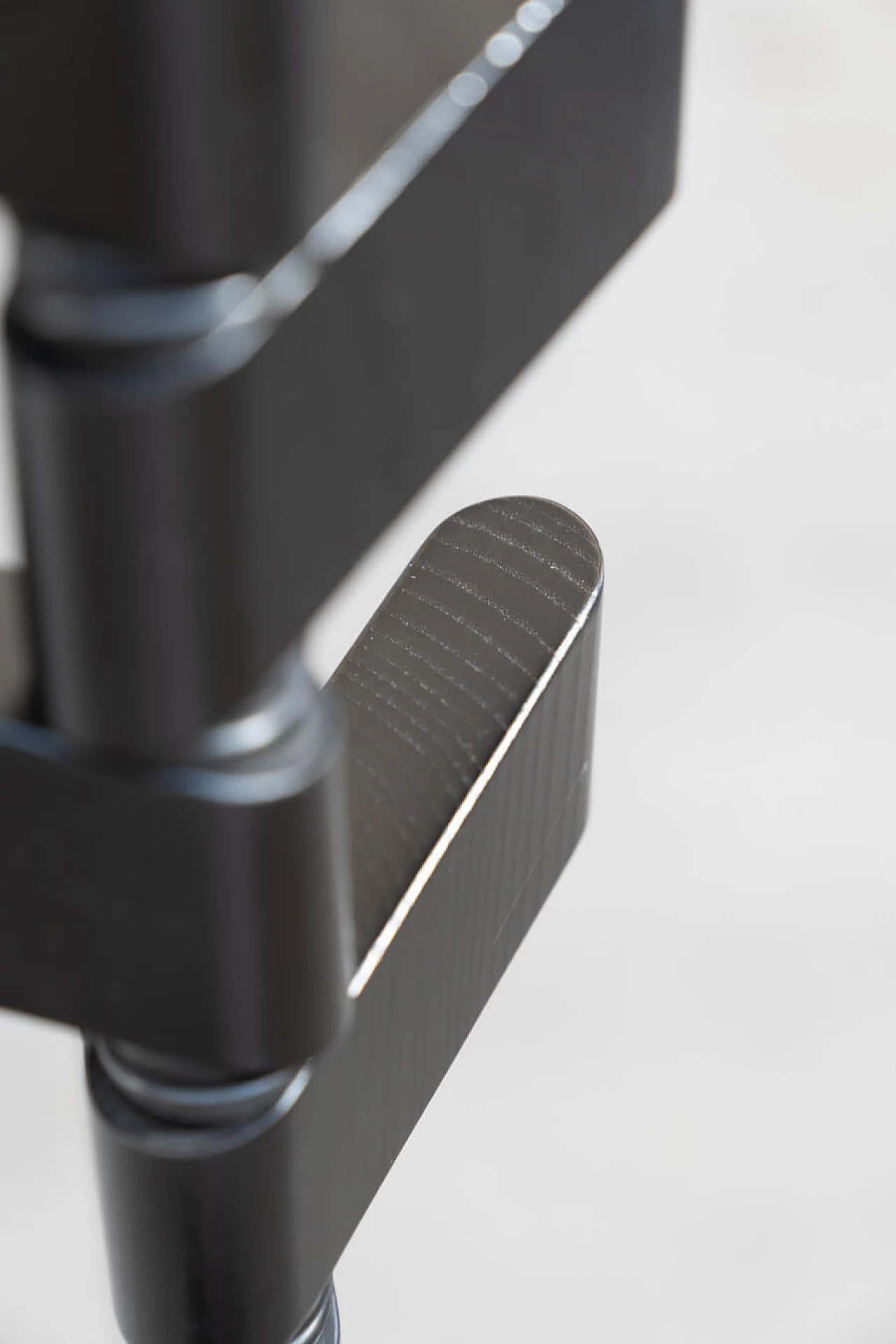 Black wooden coat rack, 1970s 1373997