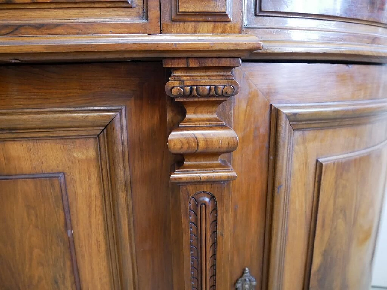 French walnut sideboard with doors and drawers, late 19th century 9