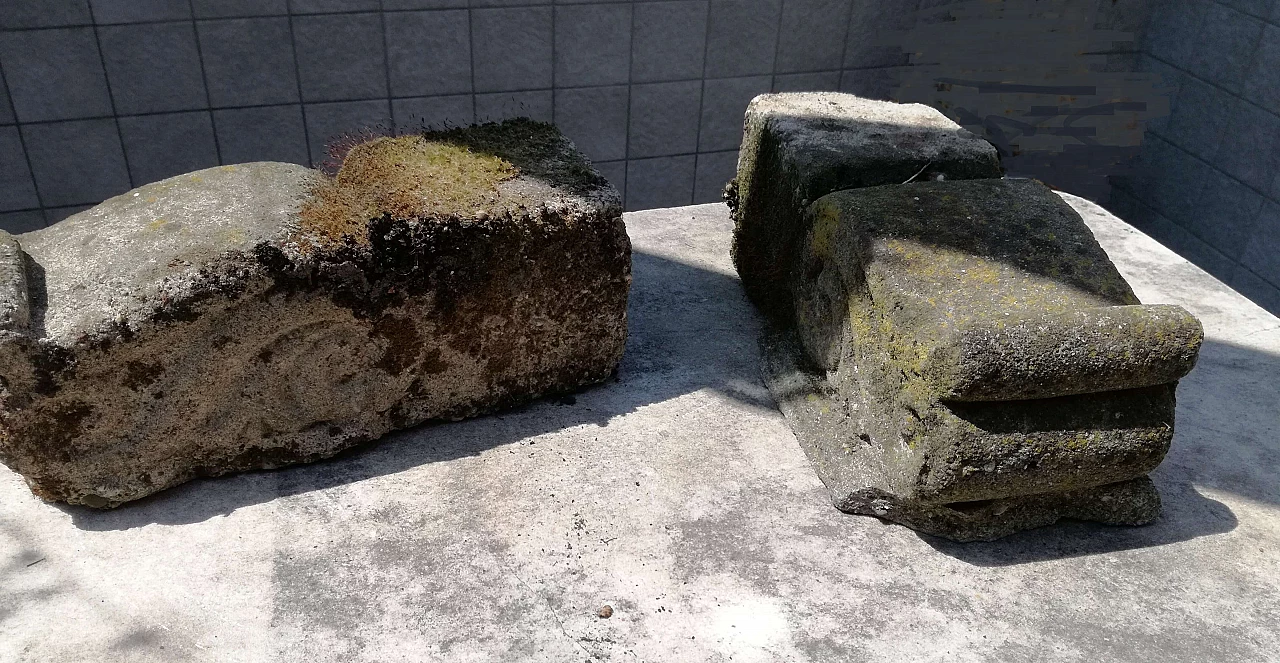 Coppia di mensole di sostegno stile Gotico in pietra 5