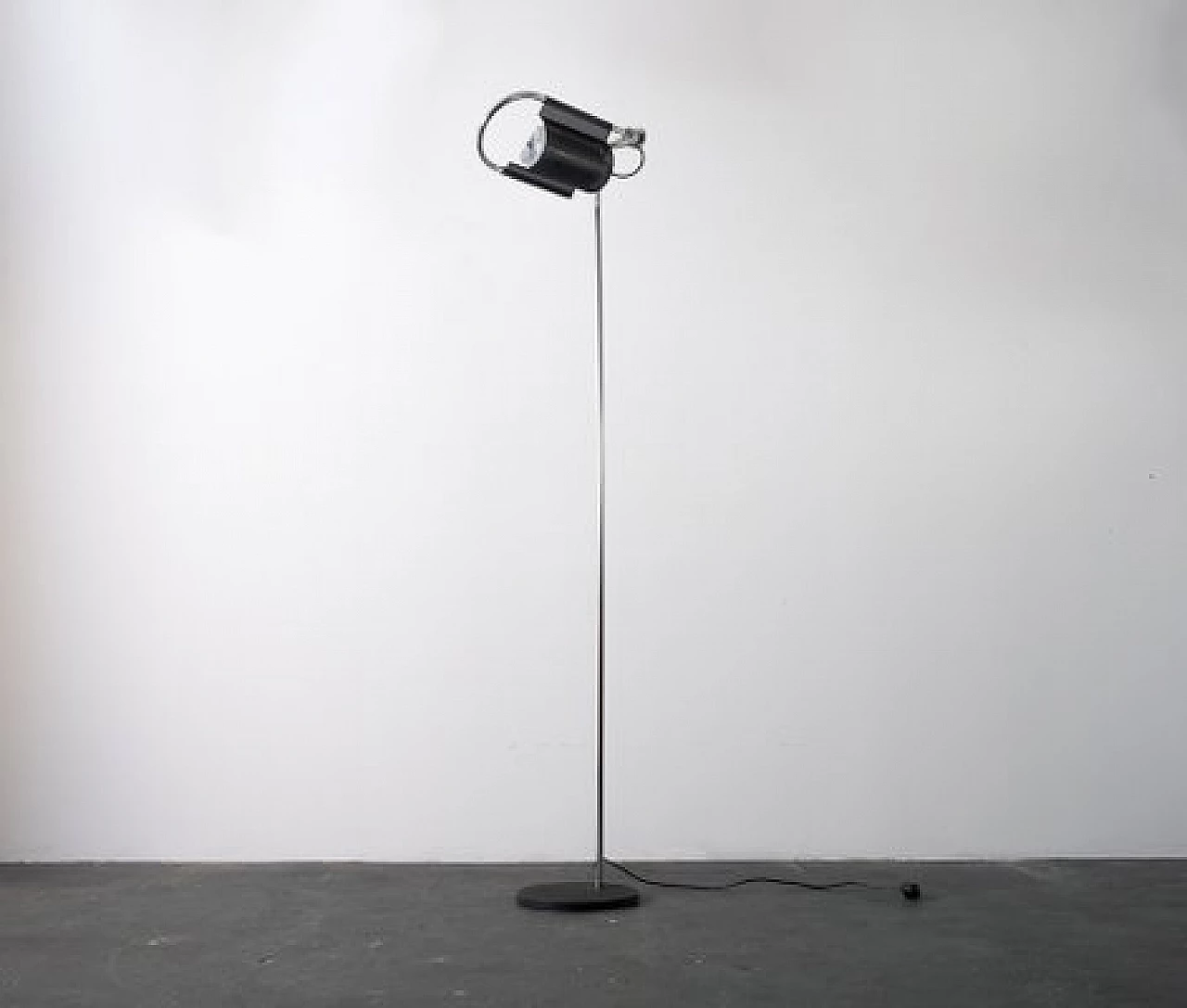 Metal floor lamp by Tronconi, 1970s 1
