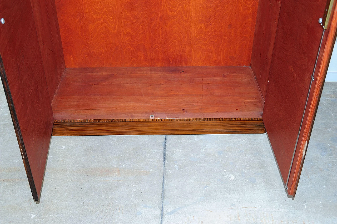 Armadio cecoslovacco in legno impiallacciato noce, anni '50 13