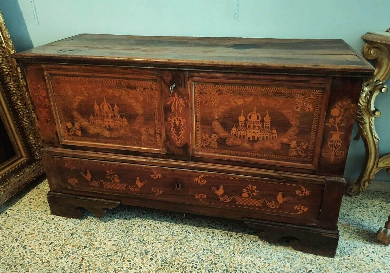 Solid walnut marriage chest with inlays, late 18th century 3