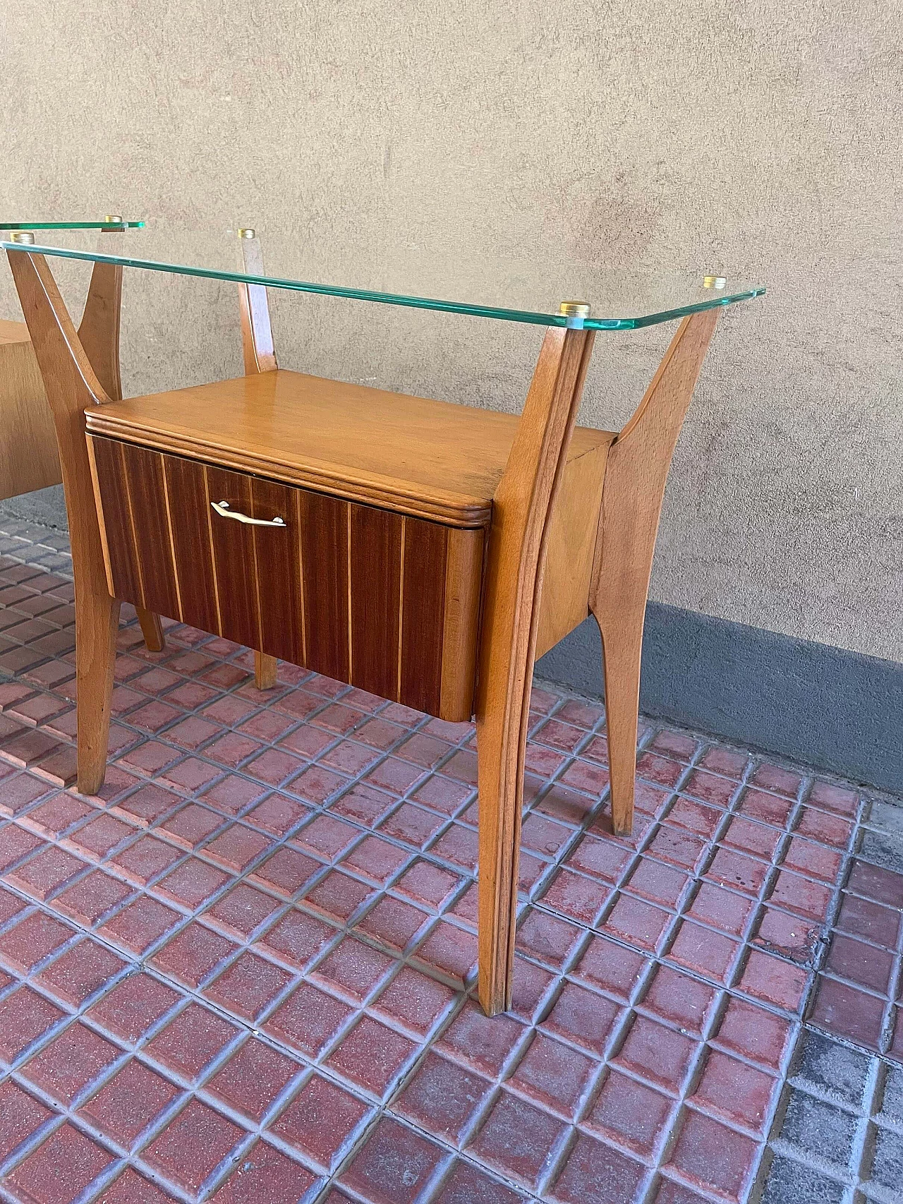 Pair of bedside tables in maple and walnut by Gio Ponti, 1950s 4