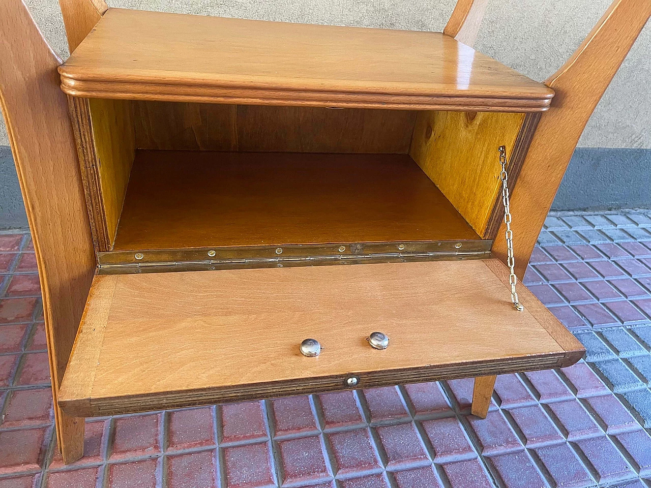 Pair of bedside tables in maple and walnut by Gio Ponti, 1950s 14