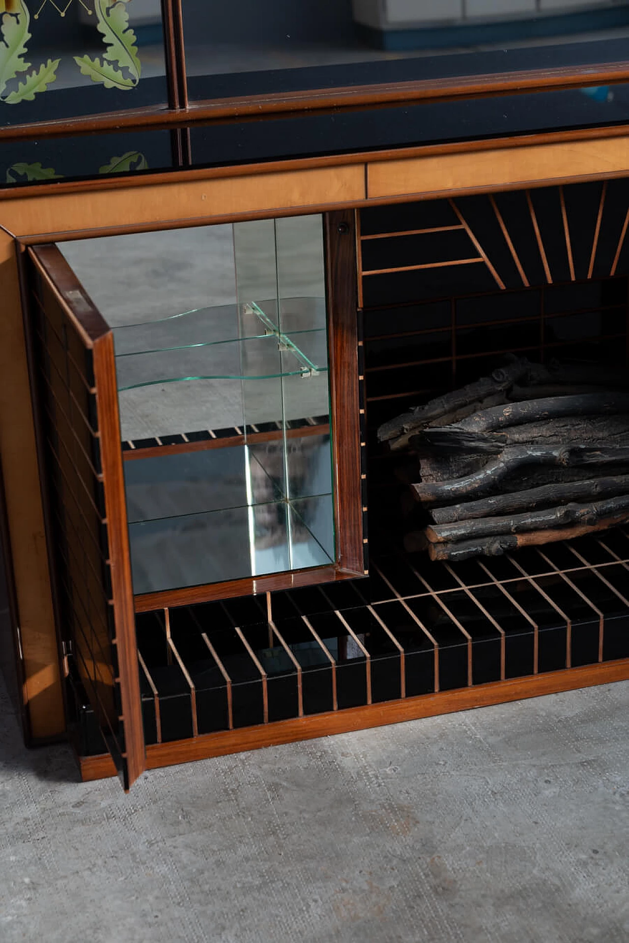 Rosewood and black glass sideboard with mirror by Luigi Brusotti, 1940s 6
