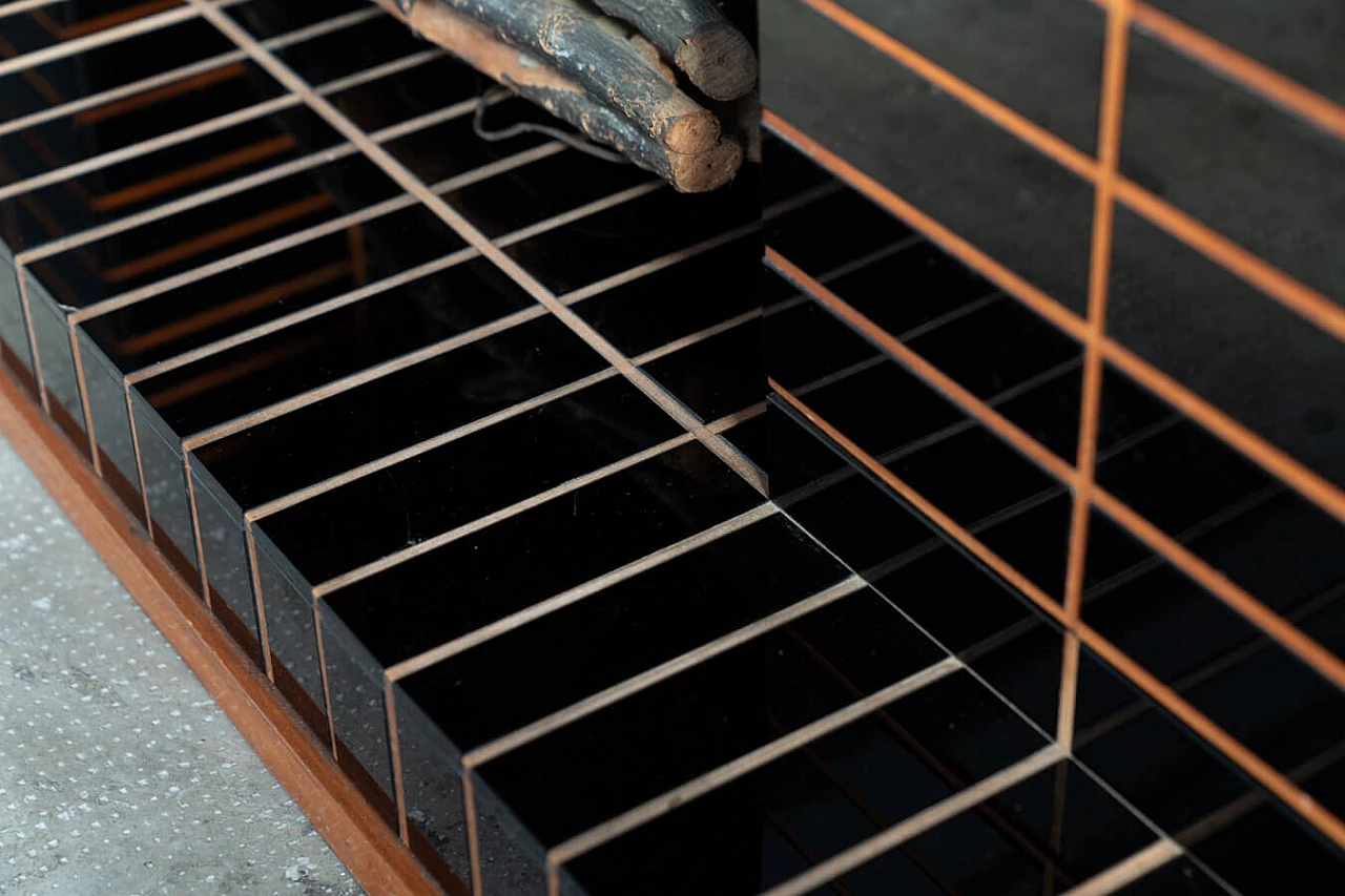 Credenza con specchio in palissandro e vetro nero di Luigi Brusotti, anni '40 22