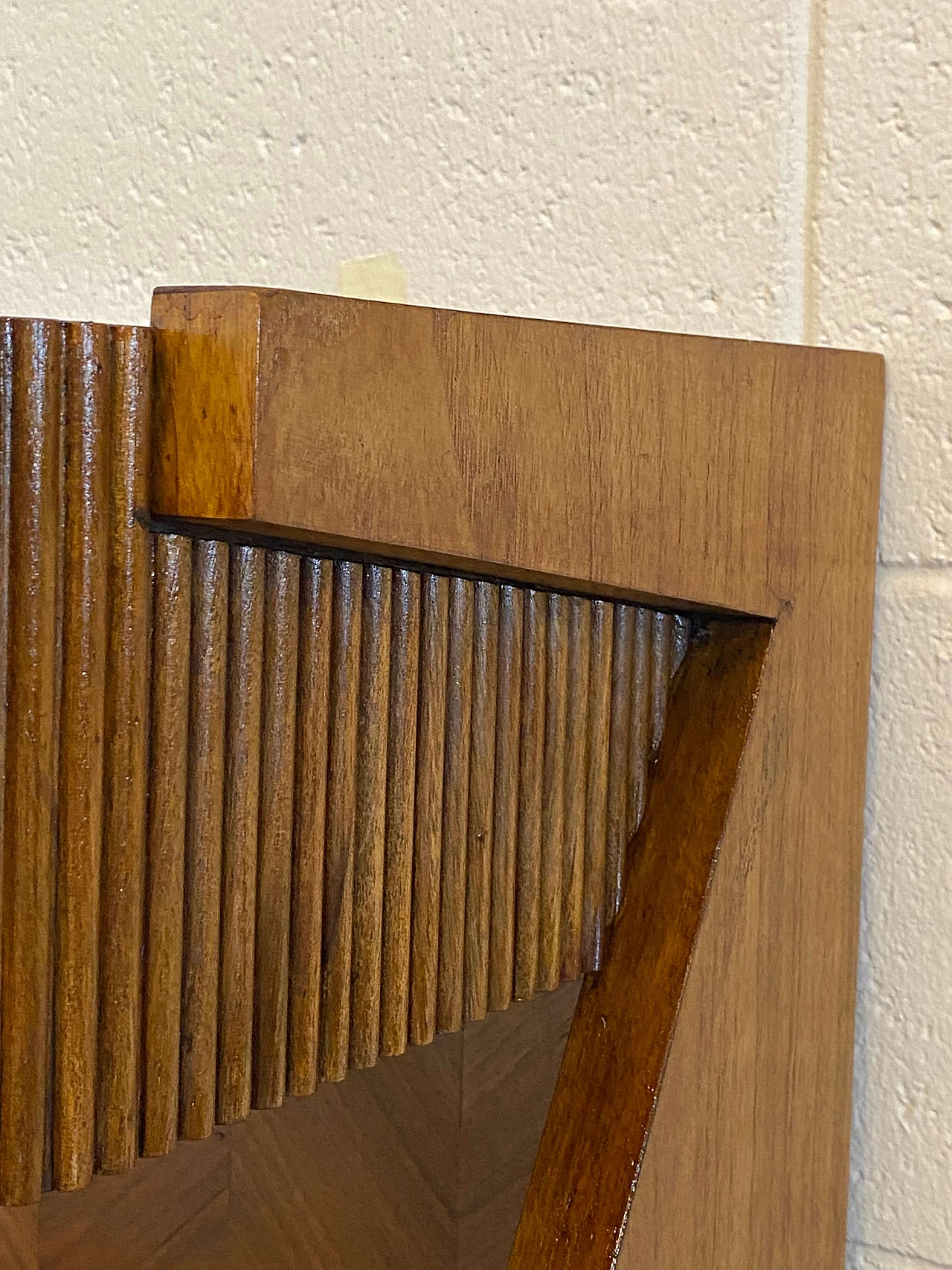 Walnut console with black glass top in the style of Paolo Buffa, 1940s 11