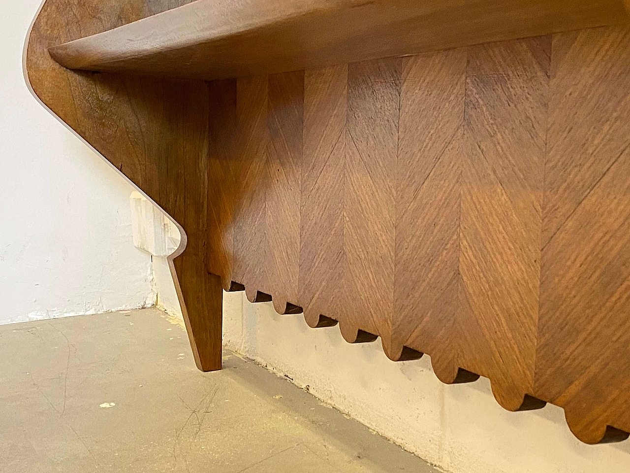 Walnut console with black glass top in the style of Paolo Buffa, 1940s 17