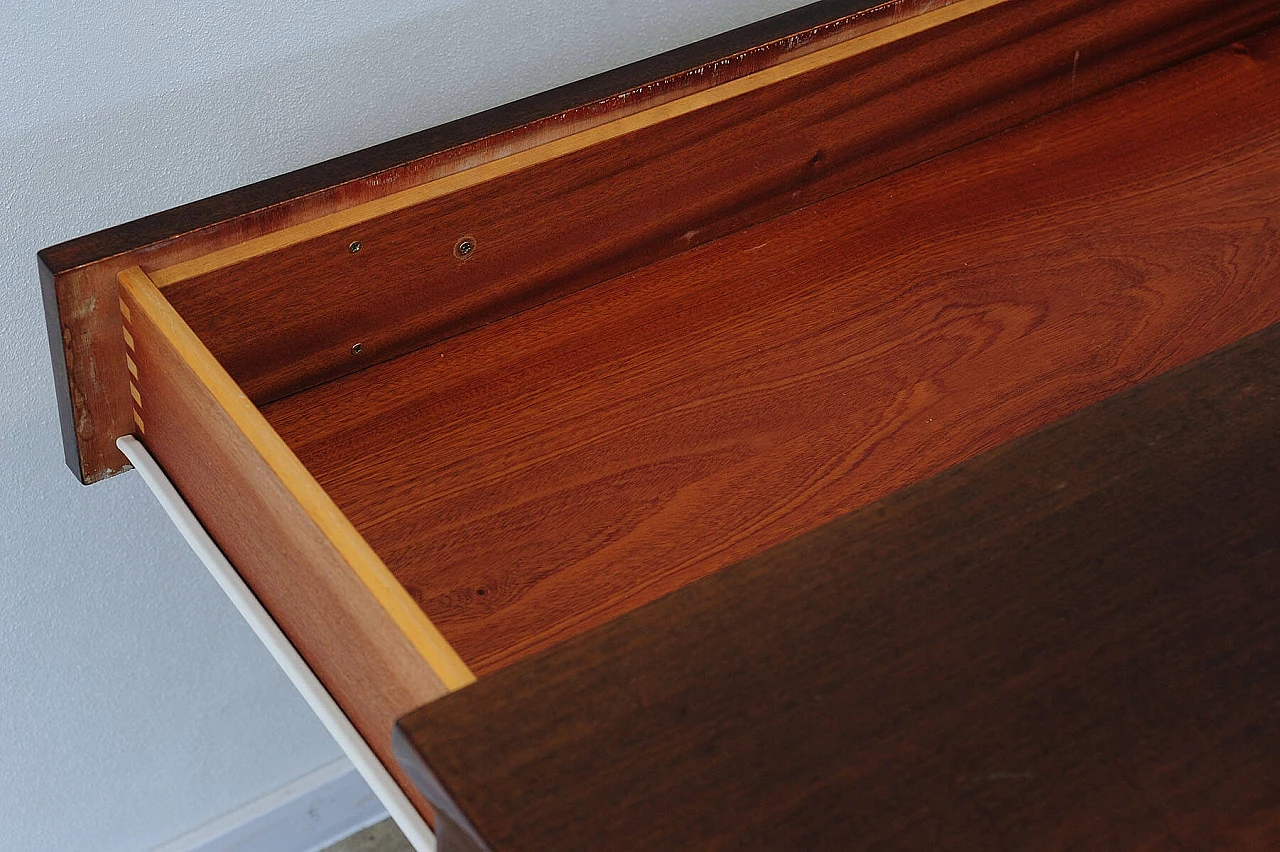 Cassettiera sovietica impiallacciata in palissandro, anni '70 19