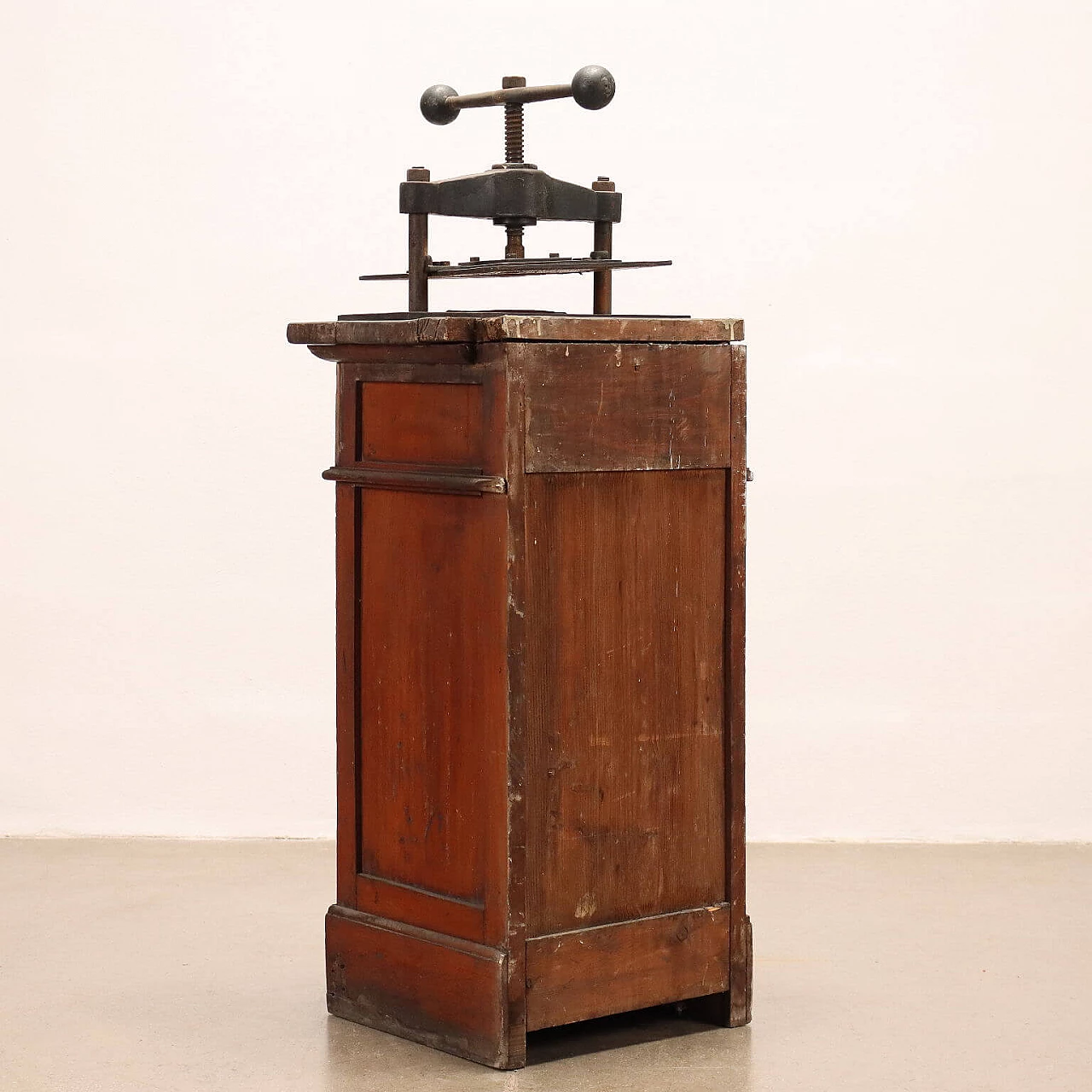 Office cabinet with press and shutter, early 19th century 10