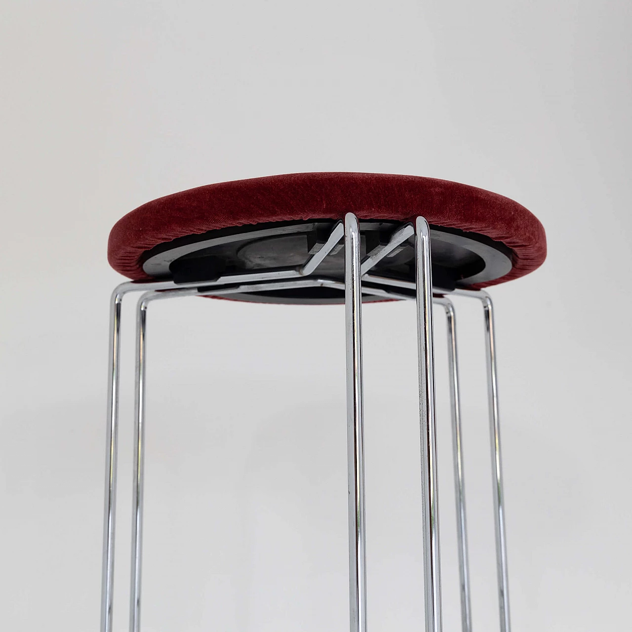 Set of 14 "Area 63" model stools, Bononia Technical Studio 8