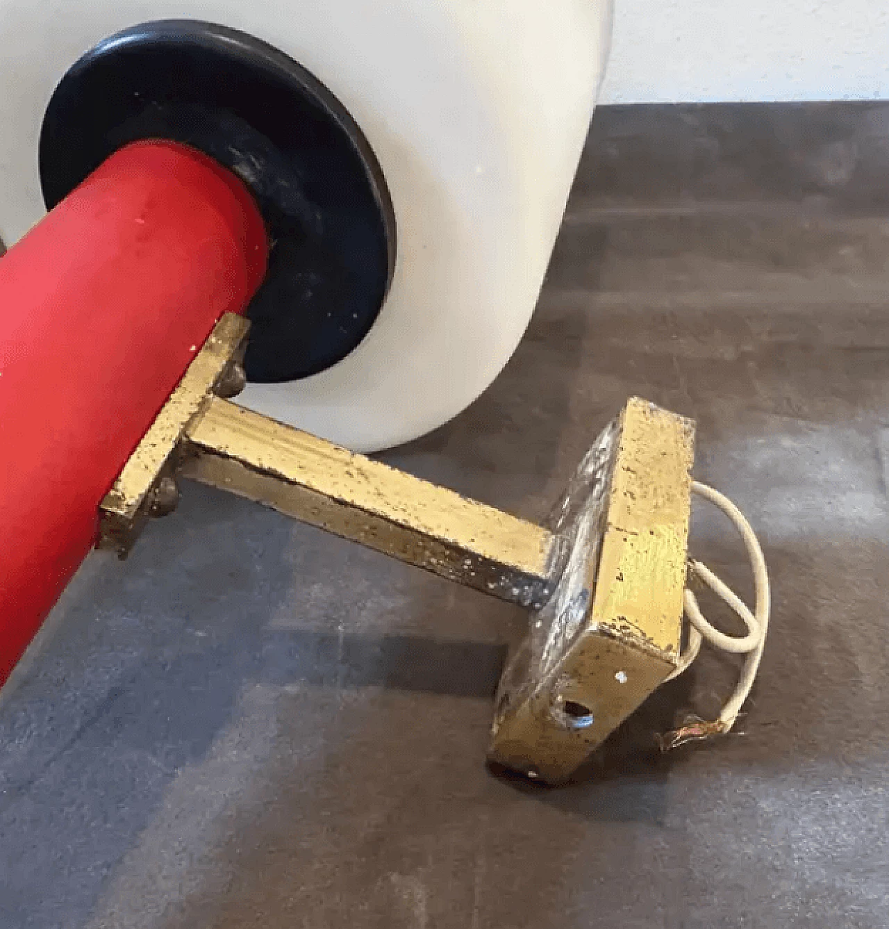 3 brass wall sconces in Stilnovo style, 1960s 6