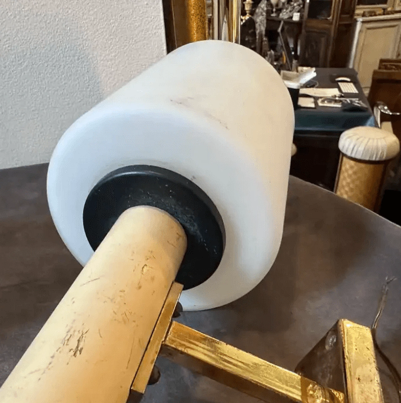 3 brass wall sconces in Stilnovo style, 1960s 7