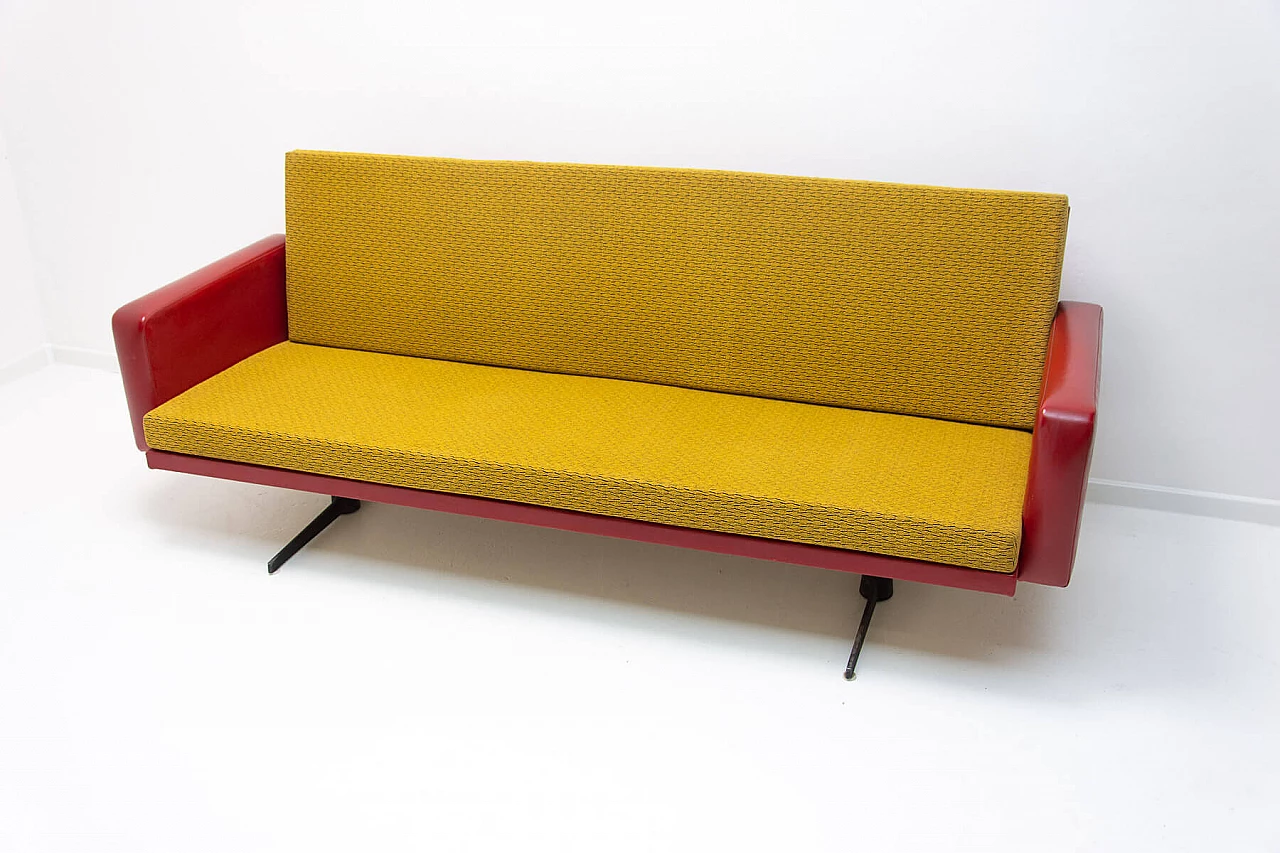Divano cecoslovacco in ferro, tessuto e similpelle, anni '70 12