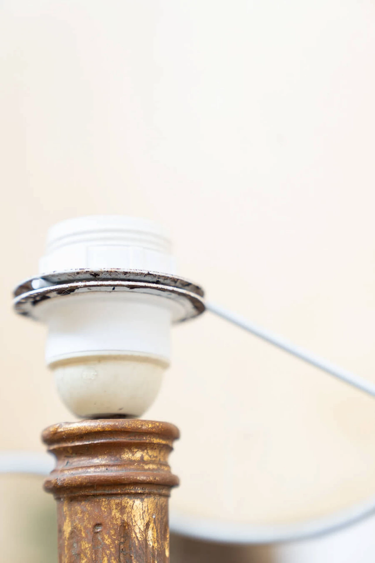 Lampada da terra stile veneziano in plastica, legno e tessuto, anni '60 9