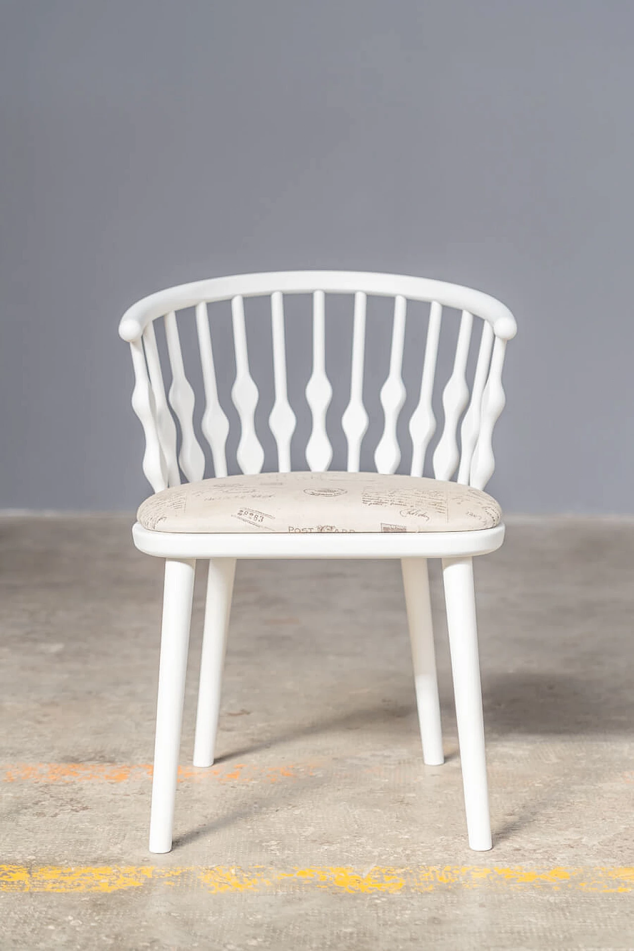 6 Chairs in white varnished beech and patterned fabric, 2000s 16