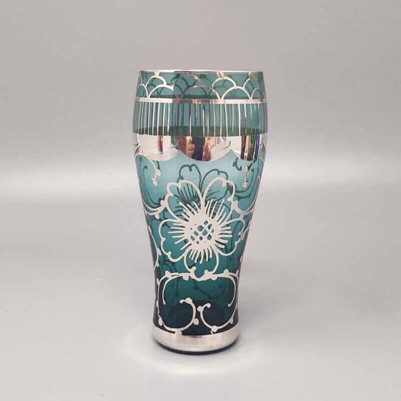 6 Tumblers and shaker in colored glass, 1960s | intOndo
