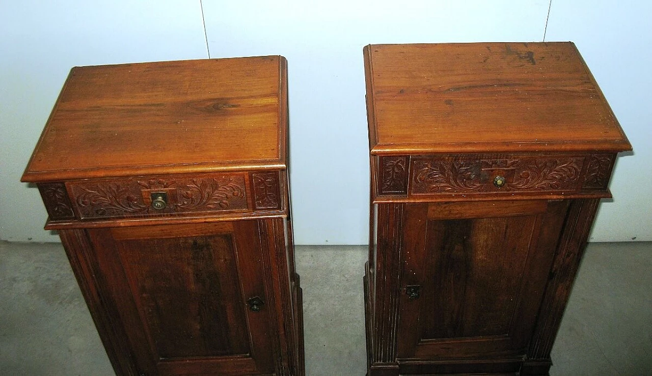 Pair of Lombard solid walnut bedside tables, early 20th century 3