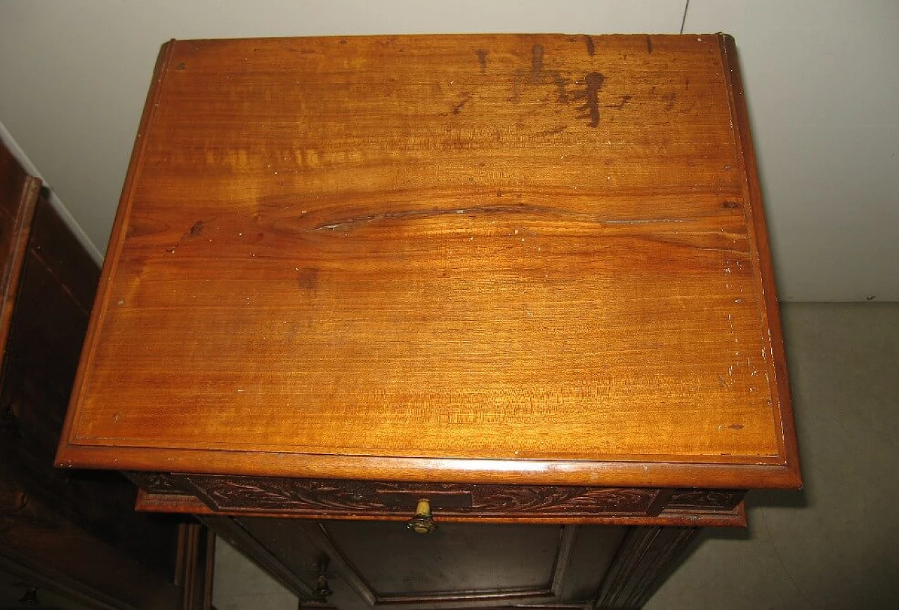 Pair of Lombard solid walnut bedside tables, early 20th century 4