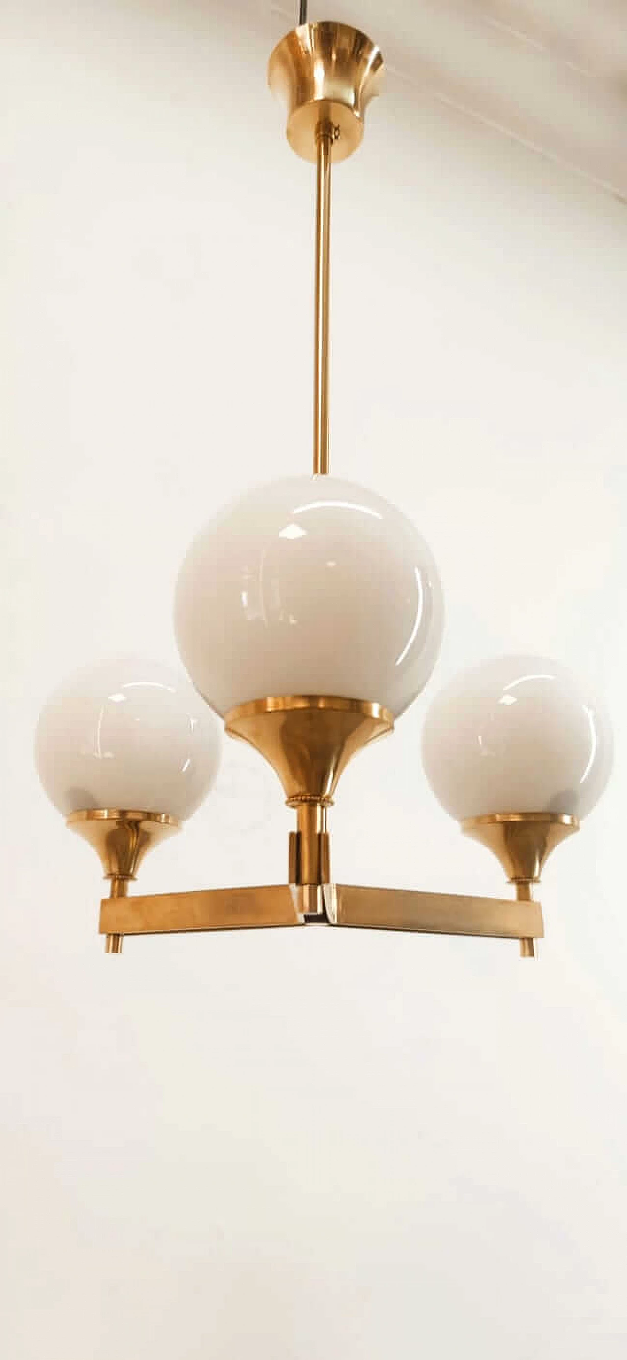 Three-light brass and shiny white glass chandelier, 1970s 8