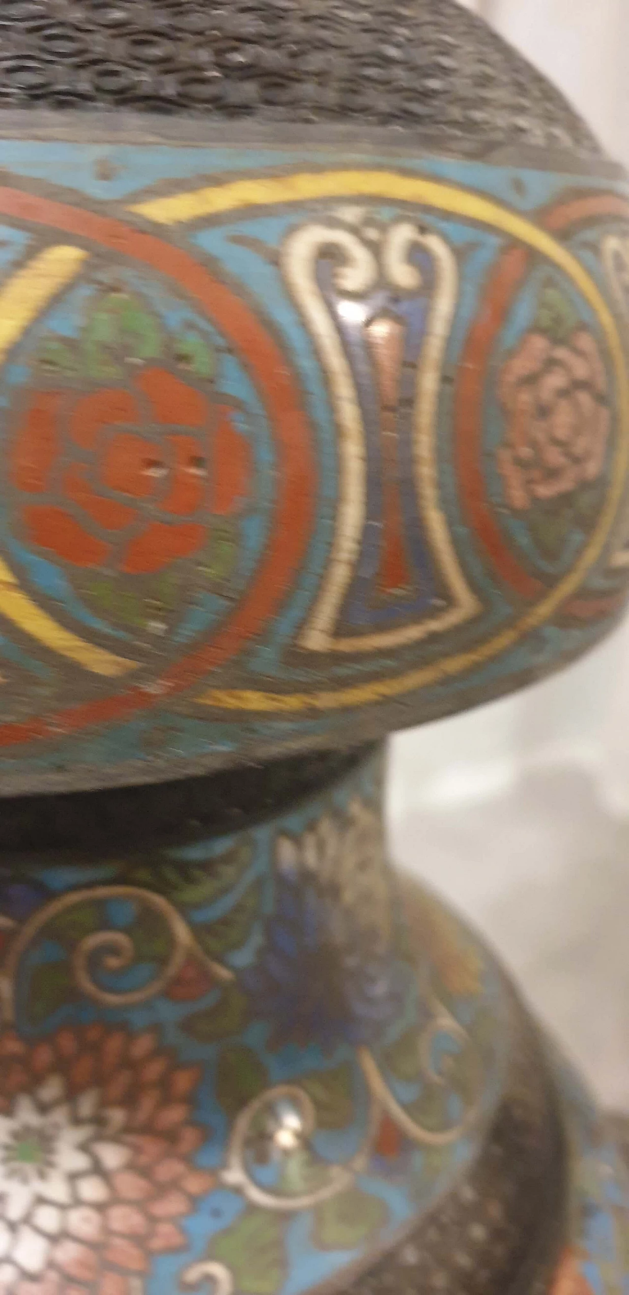 Inlaid and enamelled brass candlestick, 19th century 10