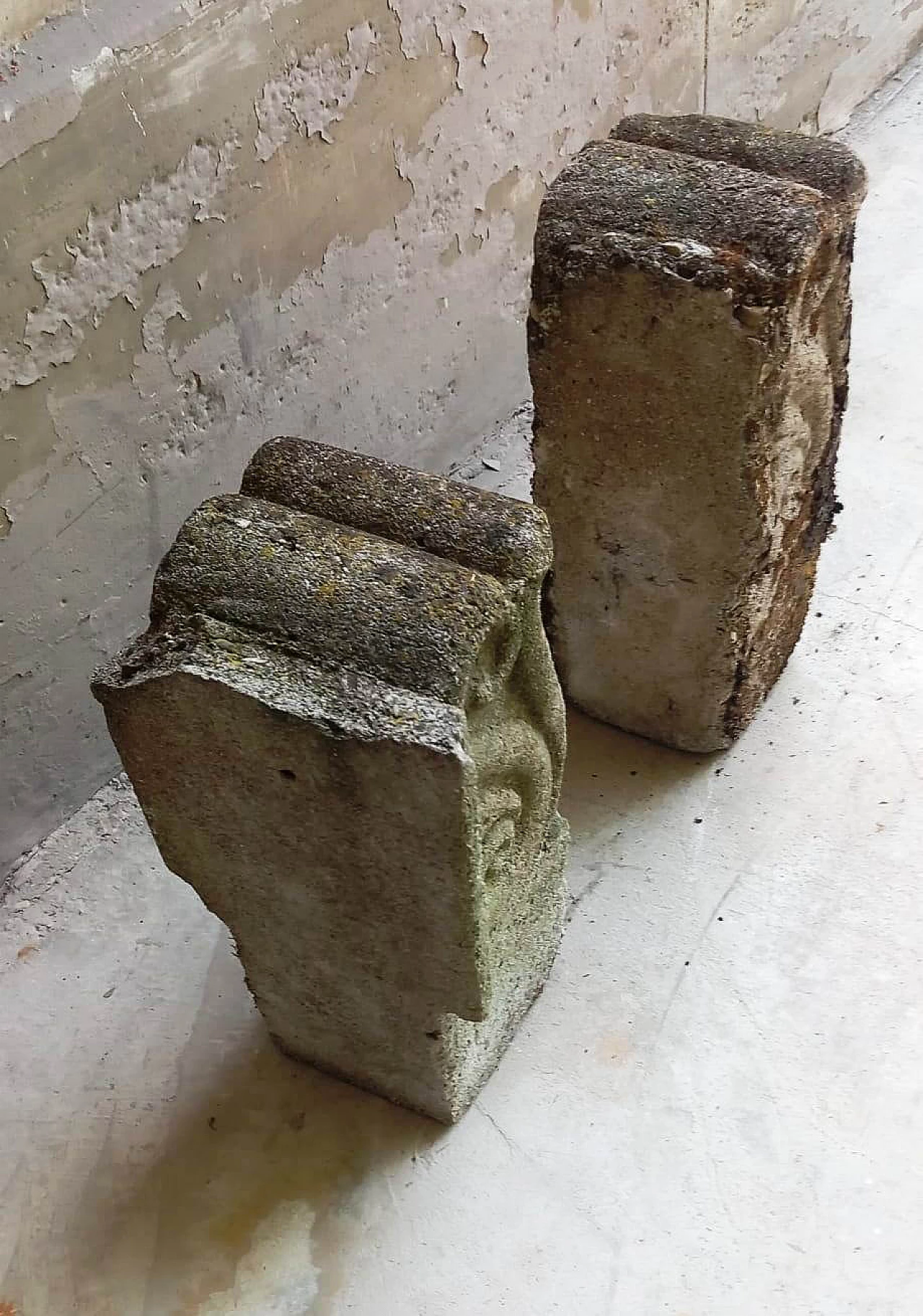 Pair of Gothic style stone support shelves 19
