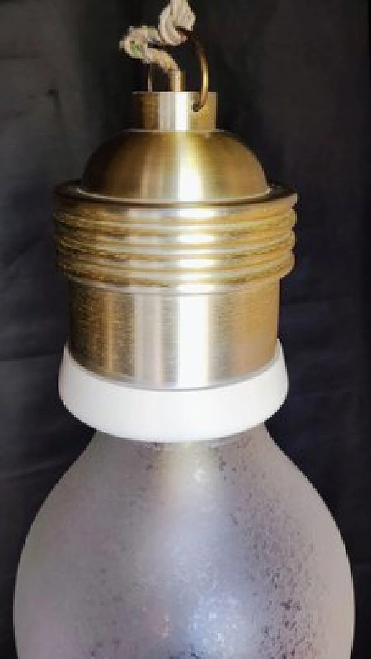 Pair of pendant lamps attributed to Fontana Arte, 1960s 15