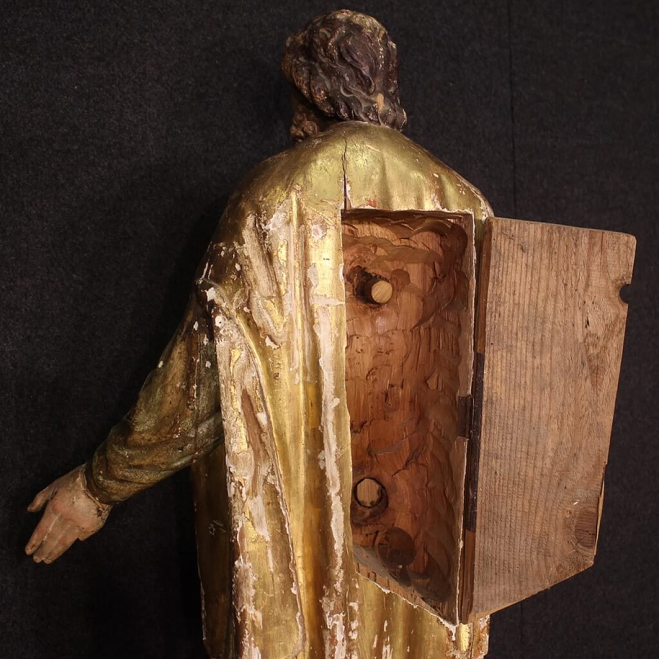 Wood sculpture of Saint Joseph with reliquary, second half of the 18th century 8