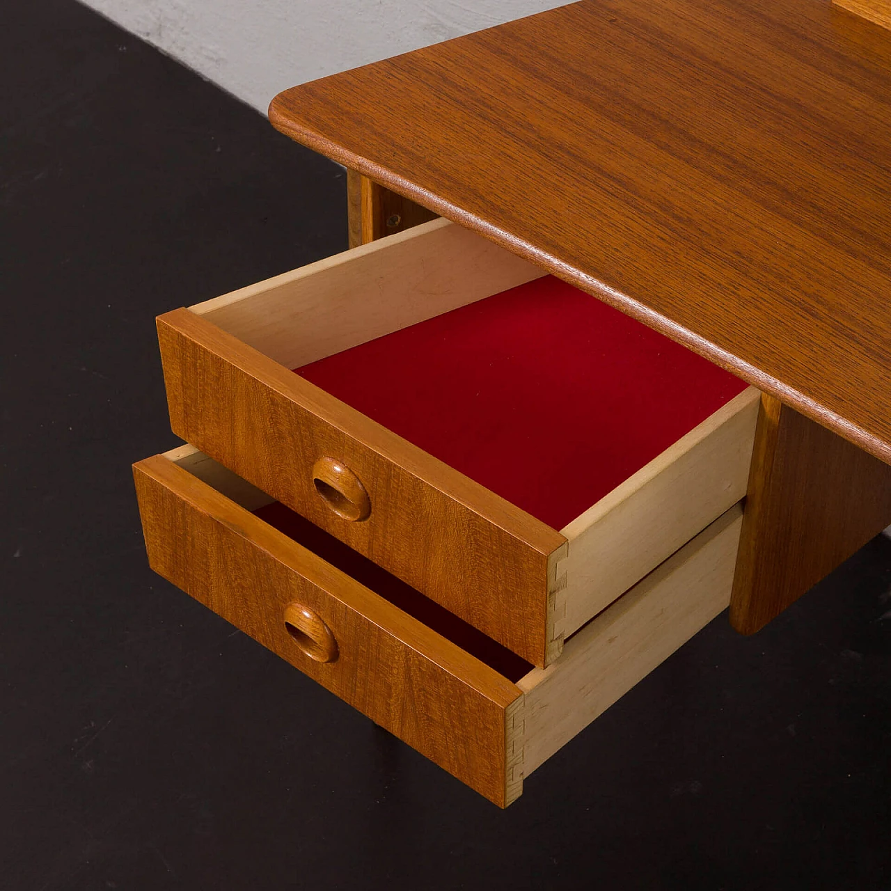 Teak vanity table with folding mirror attributed to John Texmon, 1960s 9