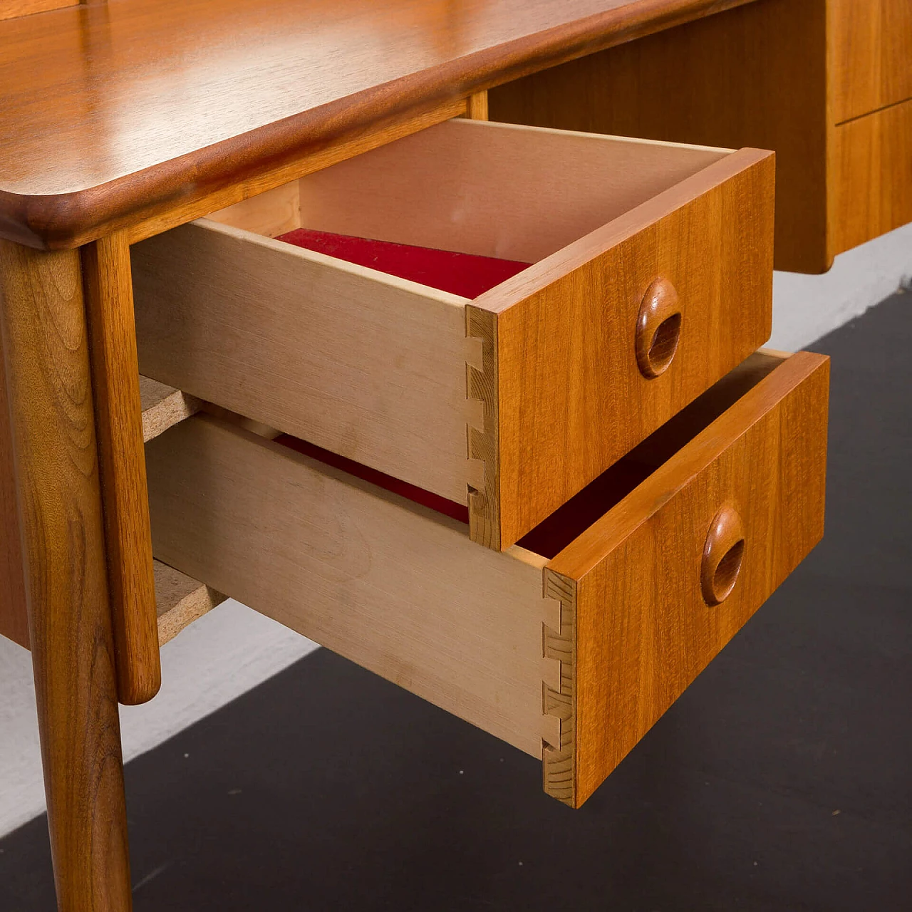 Teak vanity table with folding mirror attributed to John Texmon, 1960s 11