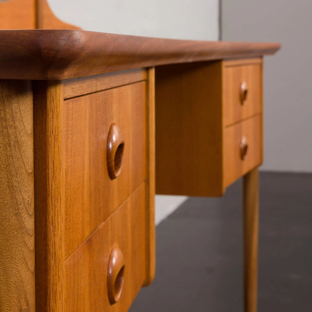 Teak vanity table with folding mirror attributed to John Texmon, 1960s 18