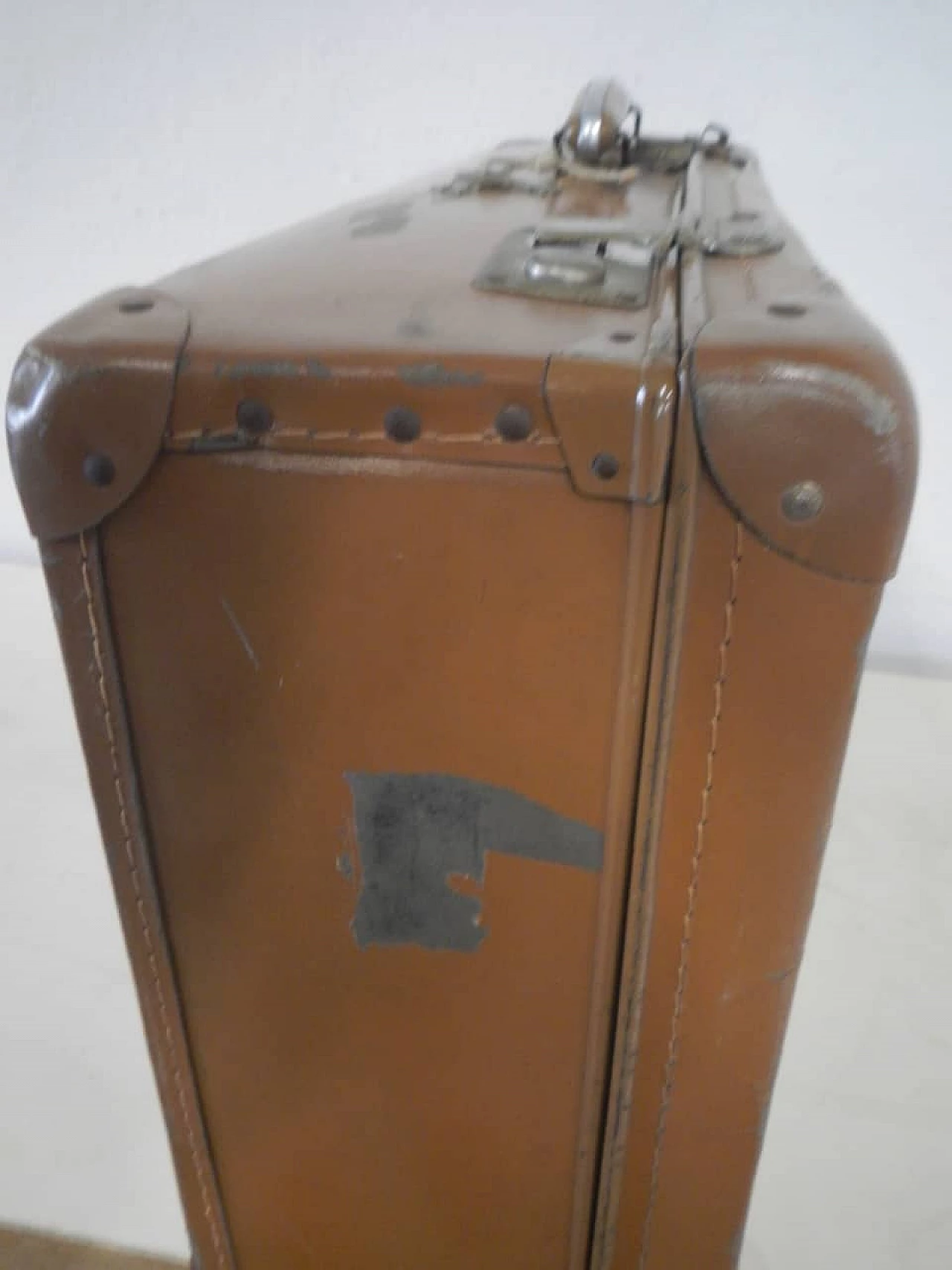 Cardboard, leatherette and metal suitcase, 1970s 9