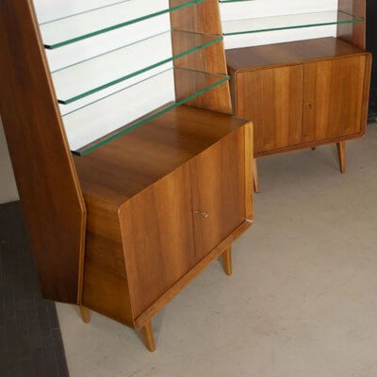 Pair of walnut and crystal bookcases by Ico and Luisa Parisi, 1960s 11