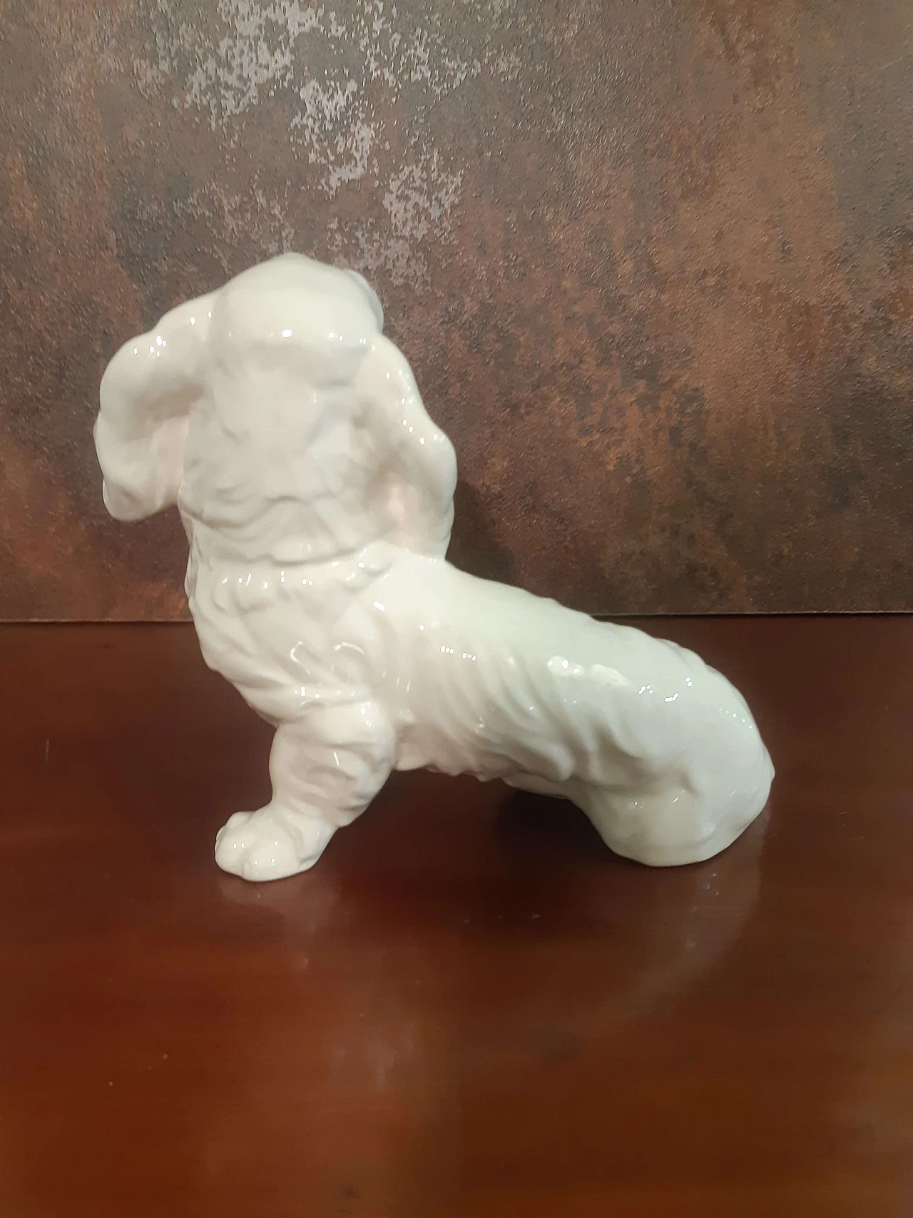 Porcelain long-haired dachshund sculpture by Goebel 3